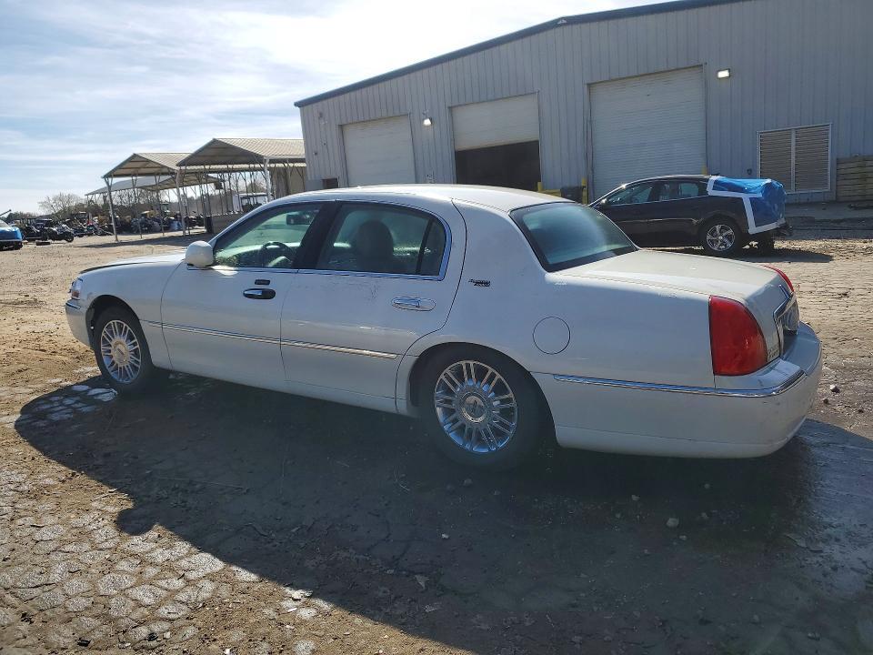 2006 Lincoln 2006 Linc Town car Signature Limited