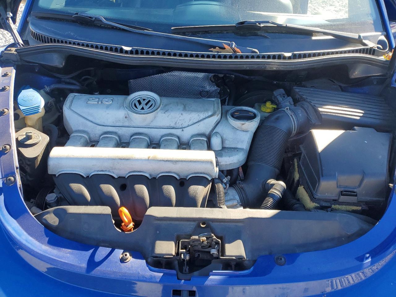 2008 Volkswagen New Beetle s
