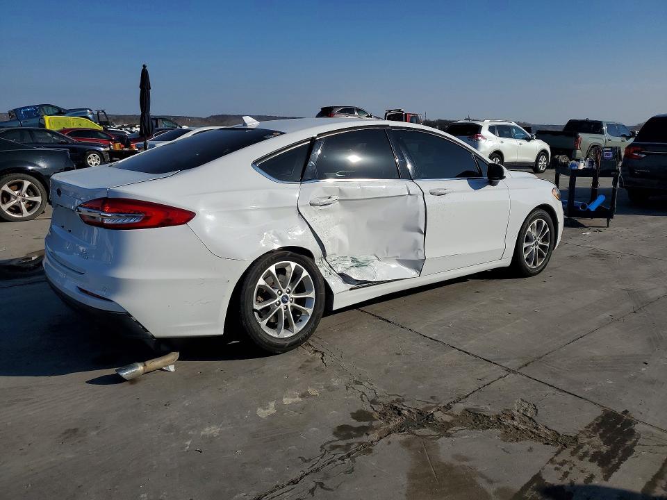 2019 Ford Fusion se