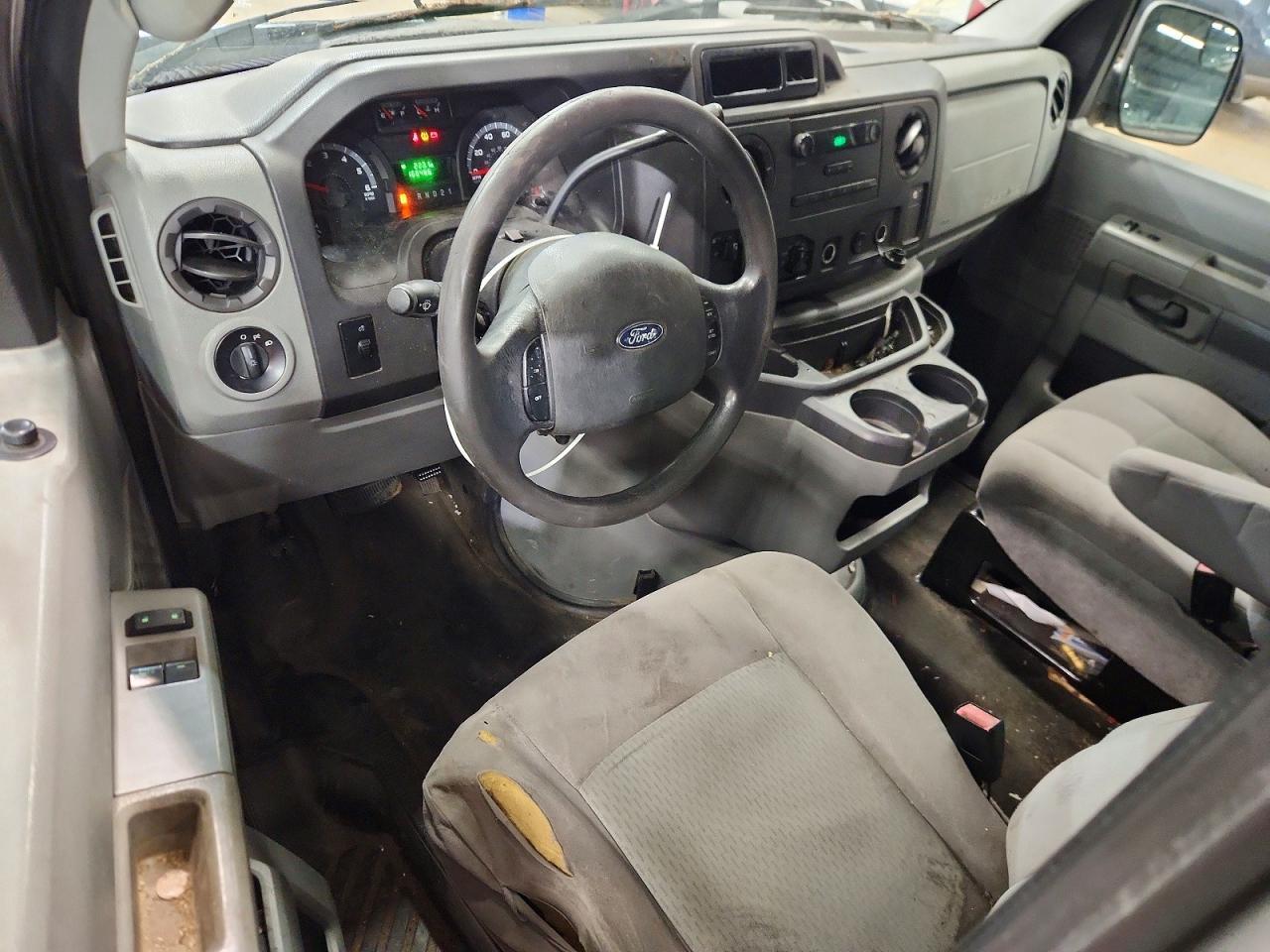 2012 Ford Econoline E250 van