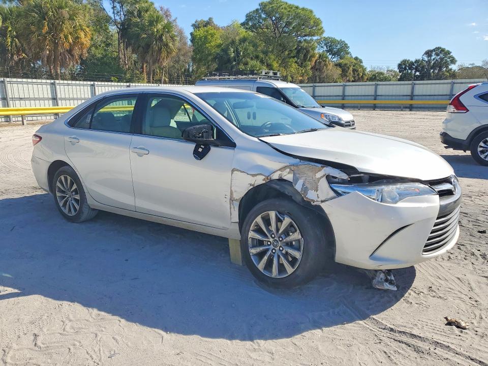 2017 Toyota Camry xle