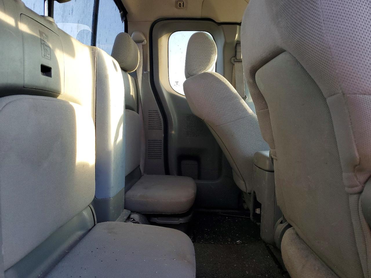 2008 Nissan Frontier King cab xe