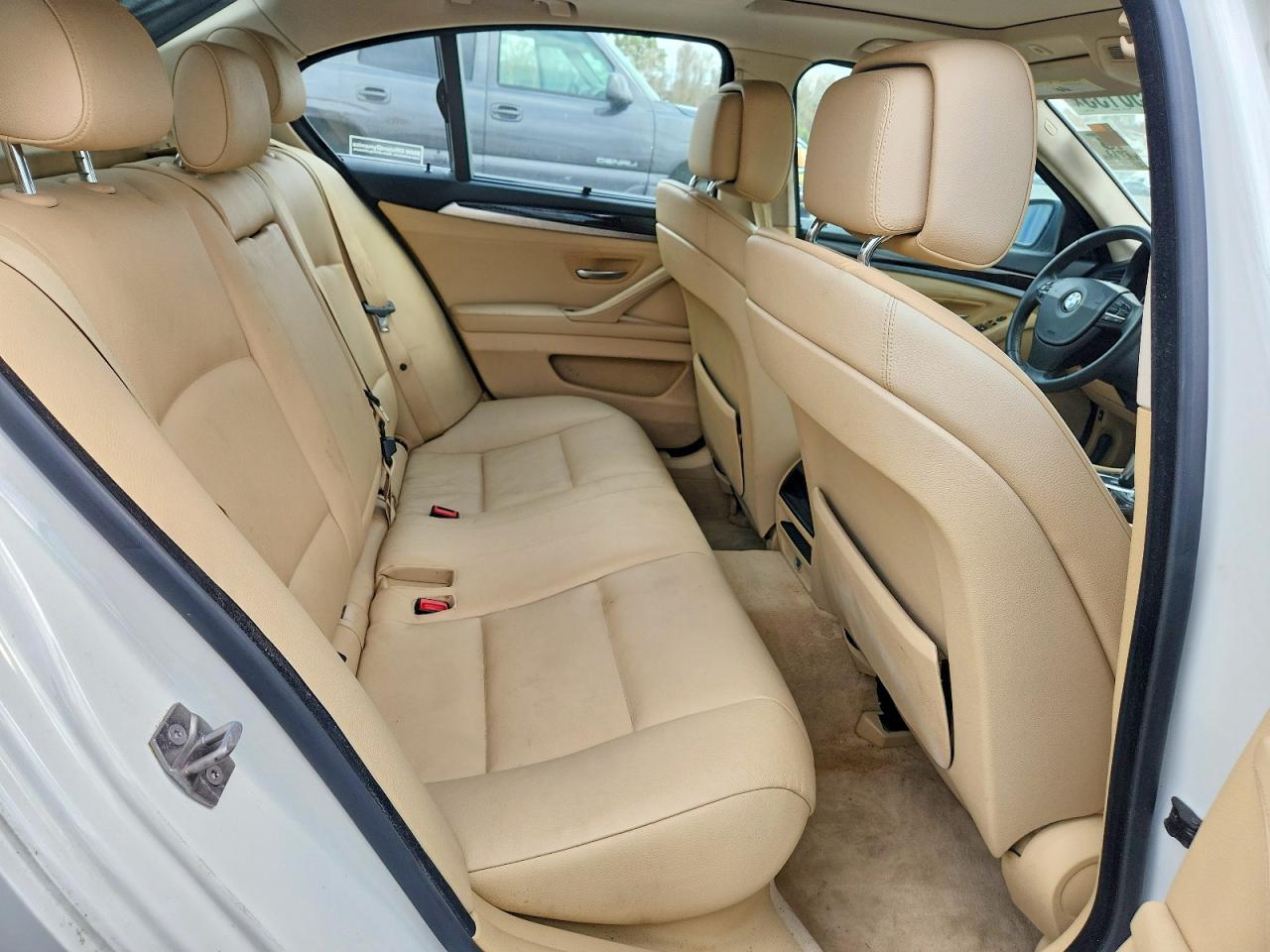 2013 BMW 528 i