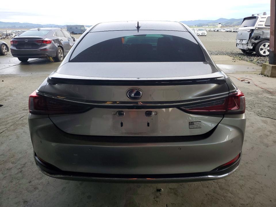 2021 Lexus Es 300h Luxury