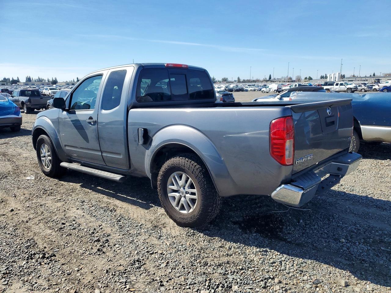 2017 Nissan Frontier SV