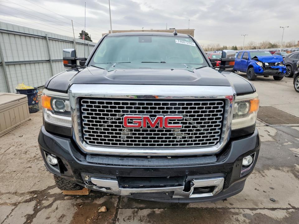 2016 GMC Sierra K2500 Denali
