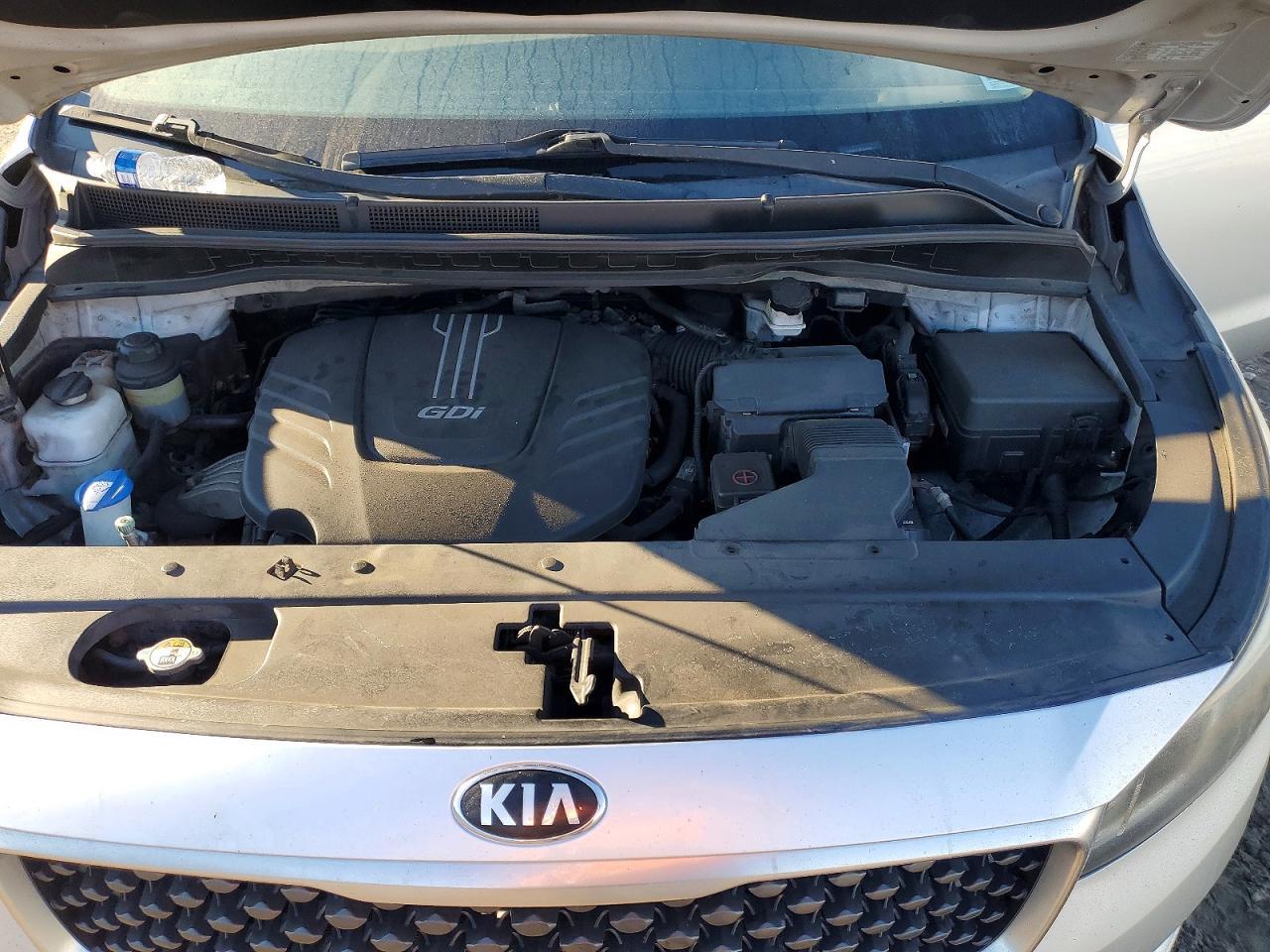 2015 KIA Sedona l