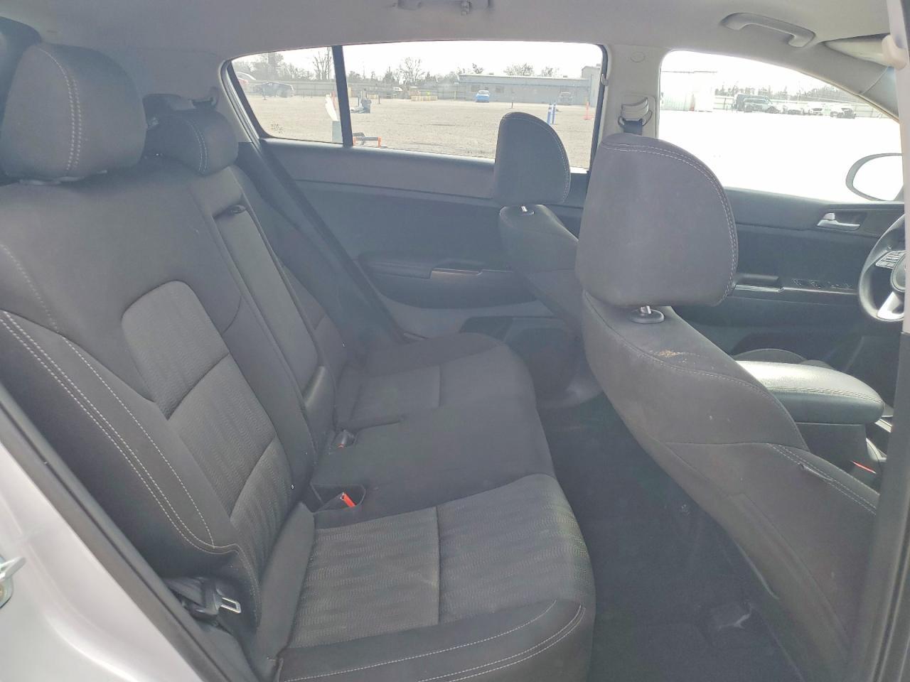 2022 KIA Sportage lx