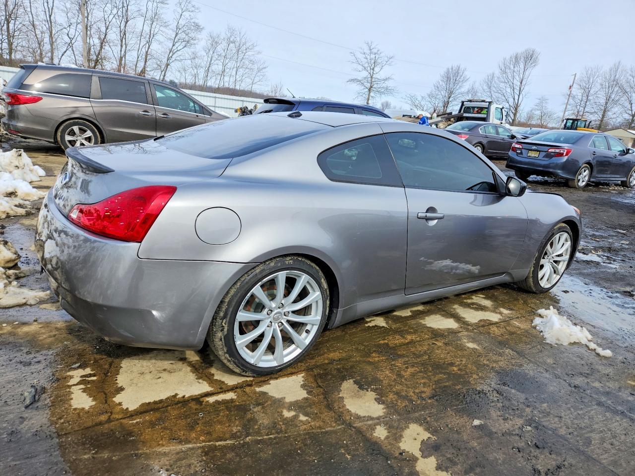 2008 Infiniti G37 Base