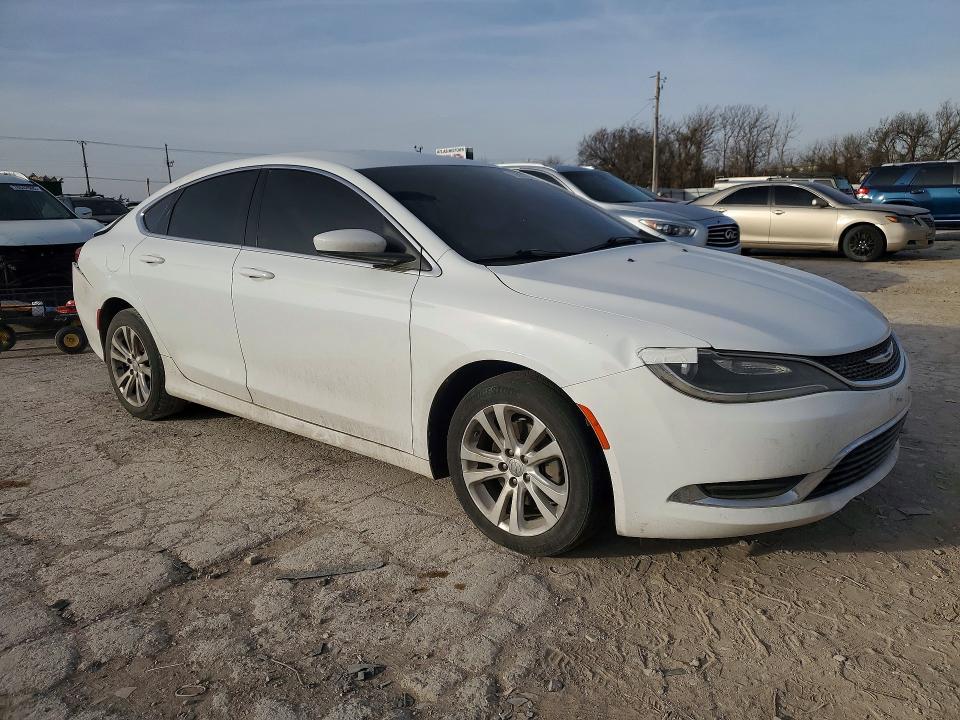 2017 Chrysler 200 Limited