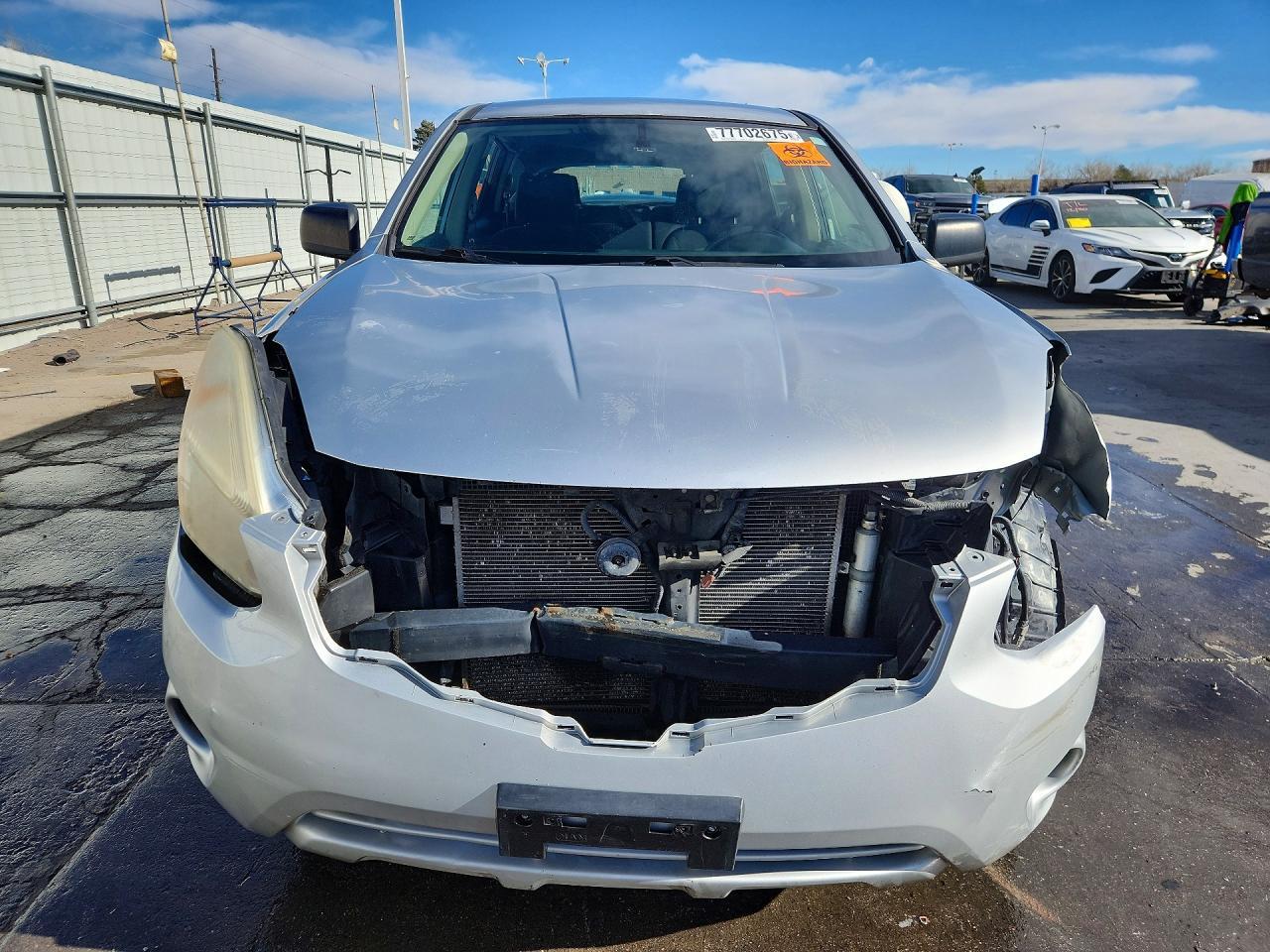 2012 Nissan Rogue s