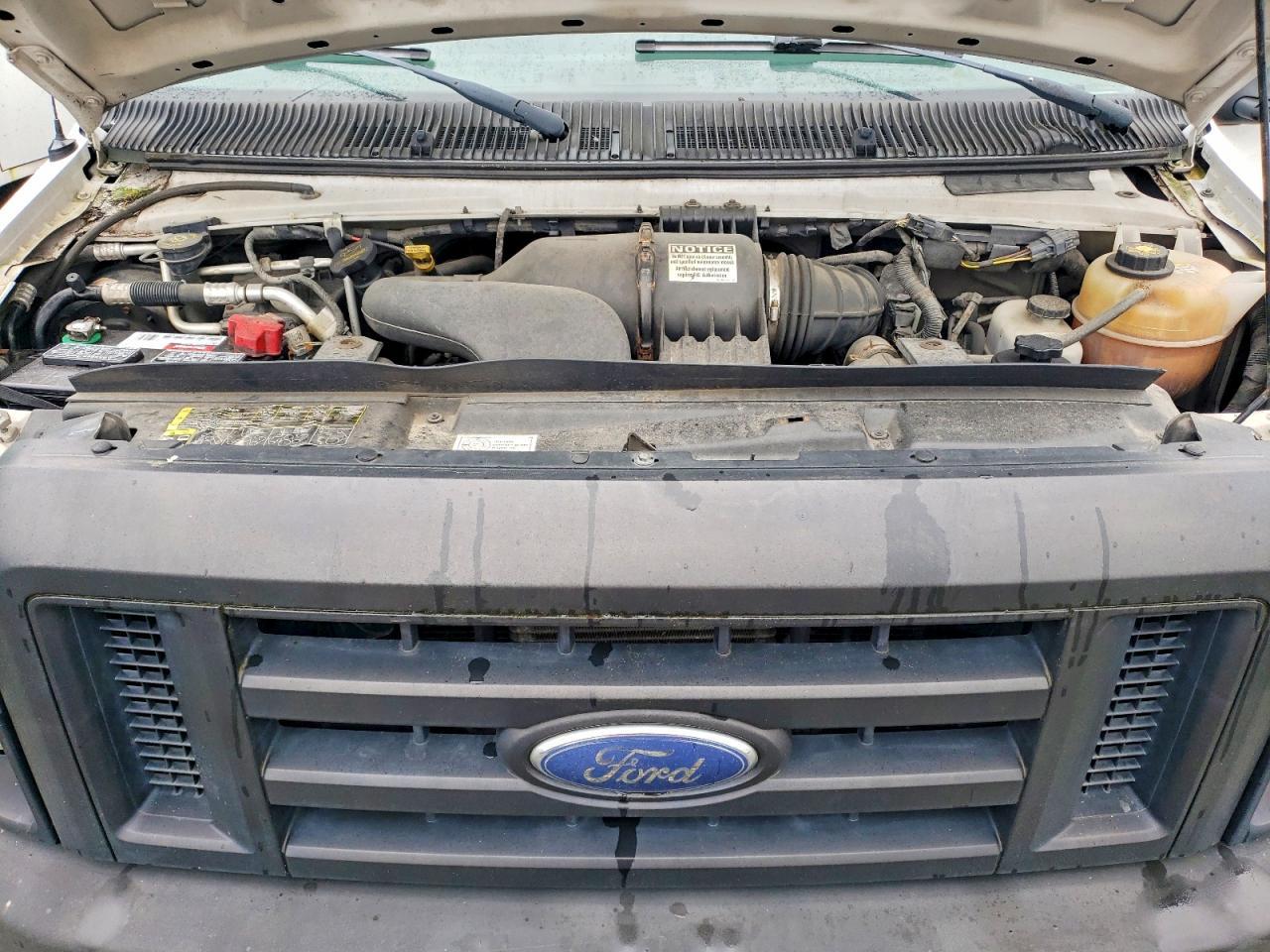 2011 Ford F350 BOX Truck