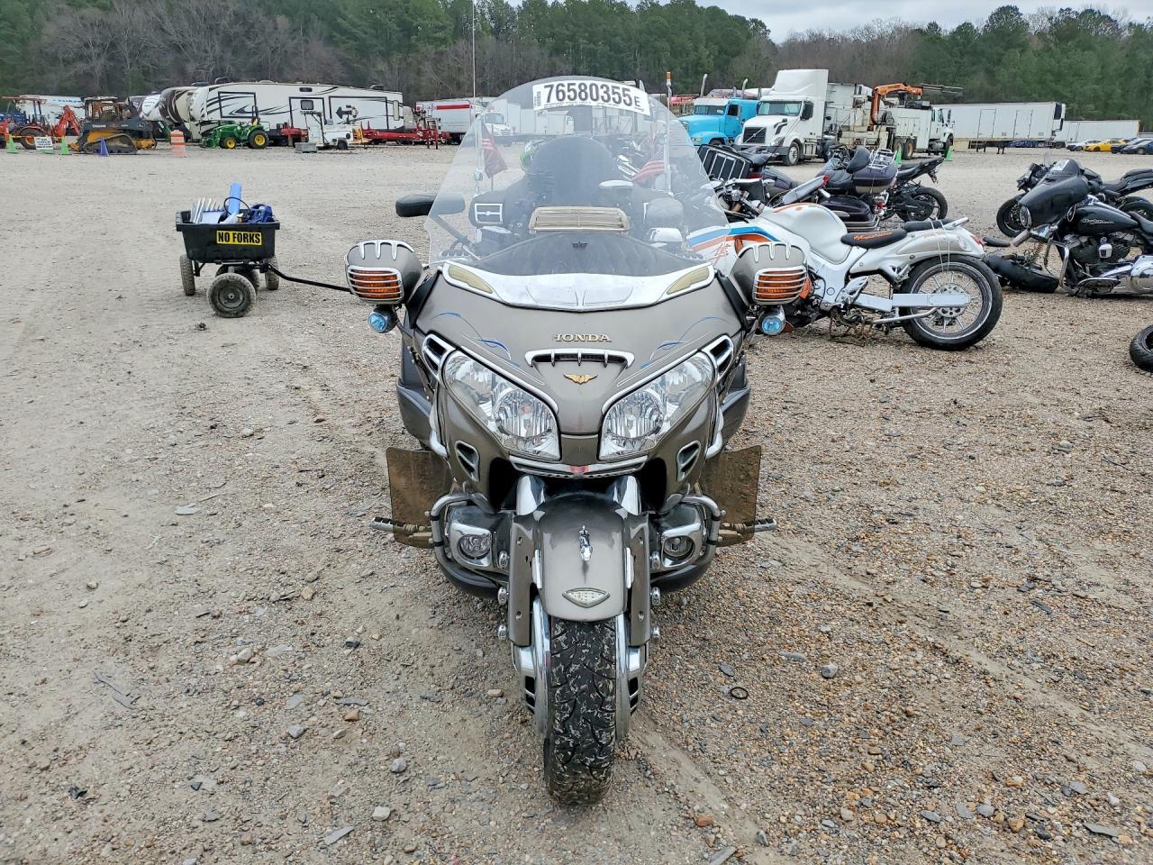 2004 Honda GL1800