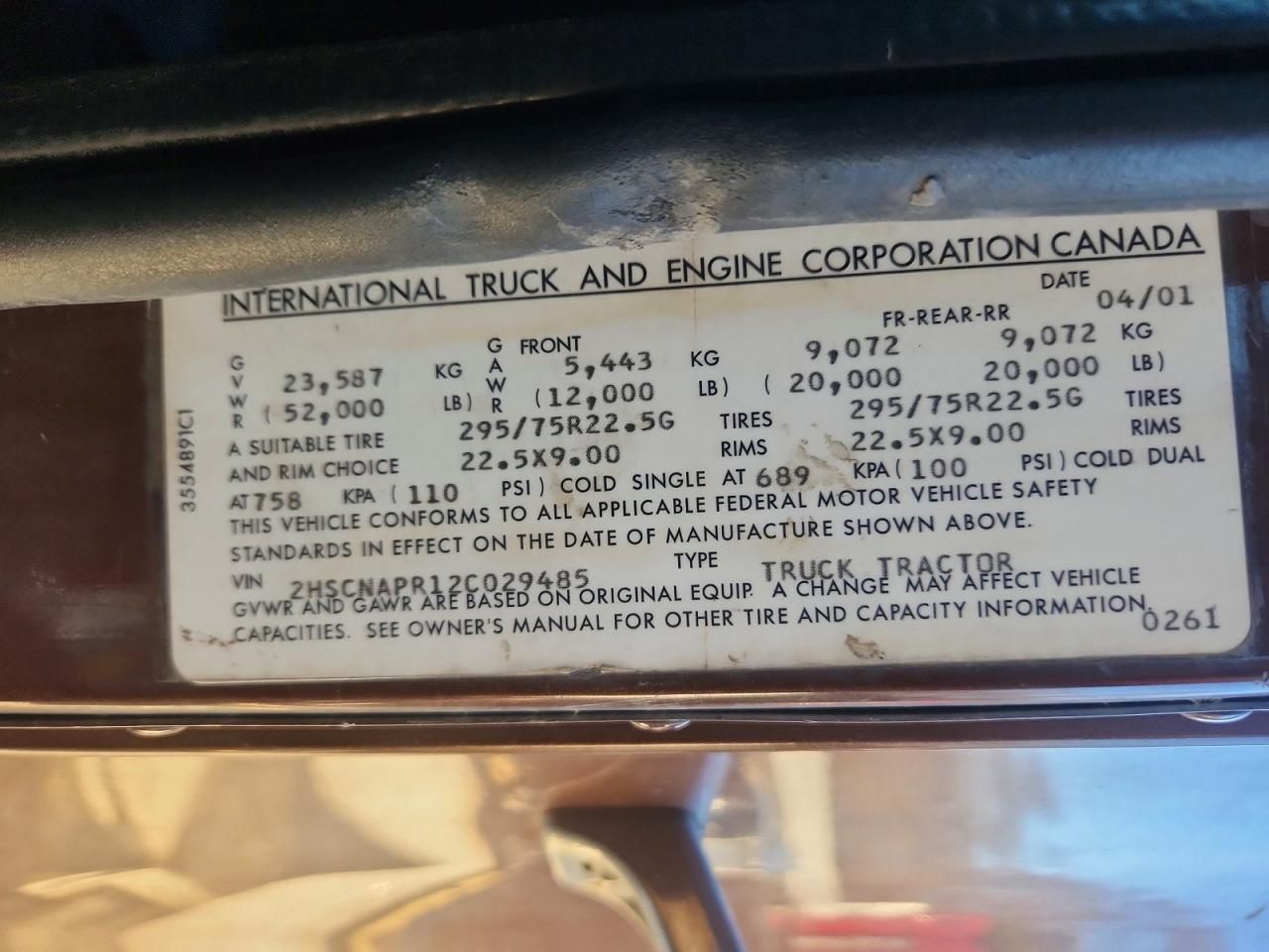 2002 International 9400I Semi Truck