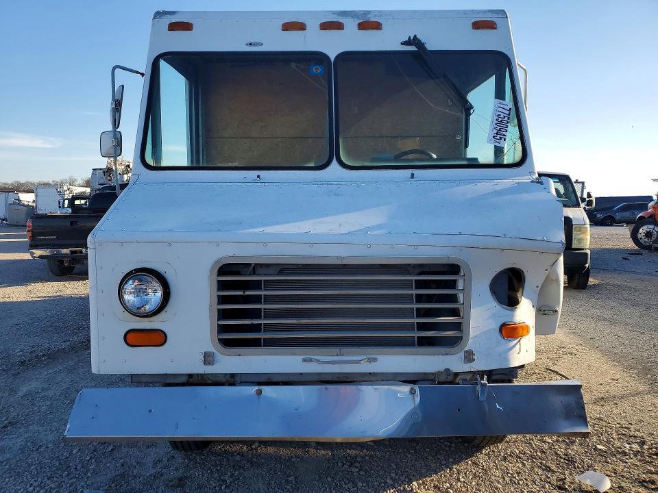1986 Chev P30