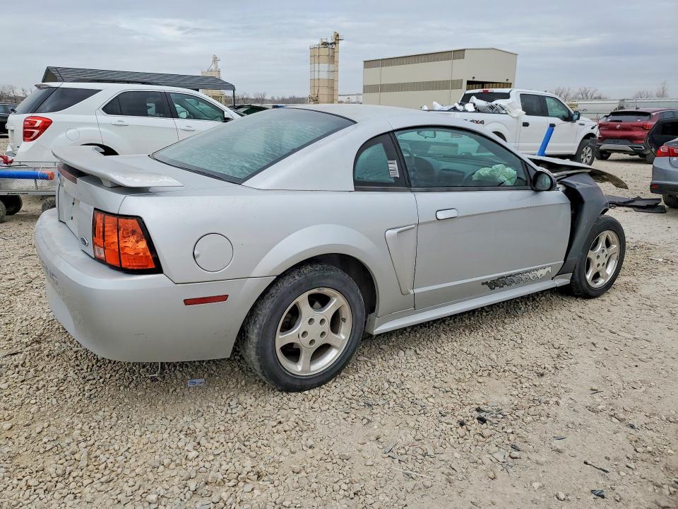 2003 Ford Mustang