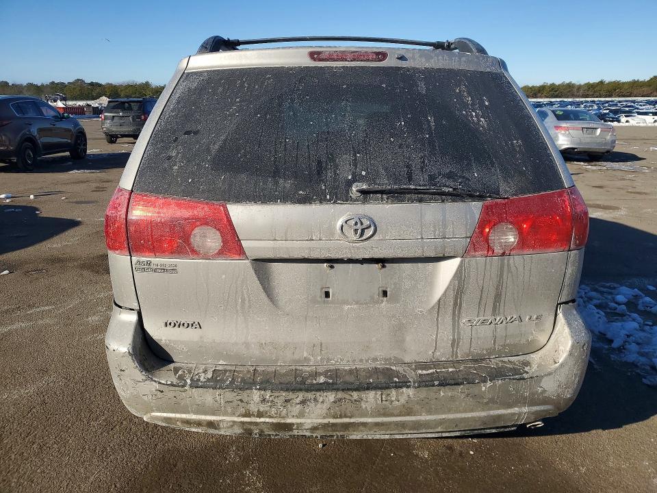 2009 Toyota Sienna ce