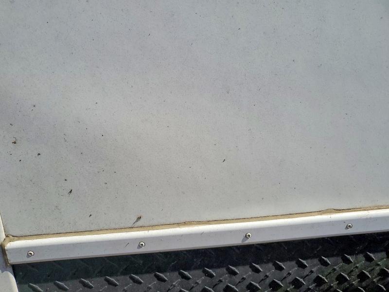 2012 Lance 2285 Camper