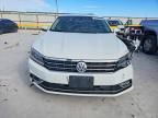 2017 Volkswagen Passat sel Premium