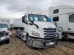 Freigliner Vehiculos salvage en venta: 2025 Freigliner 2025 Freightliner Cascadia Semi Truck