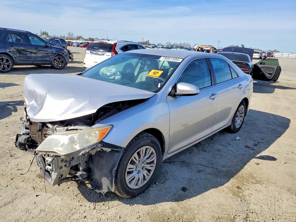 2012 Toyota Camry le
