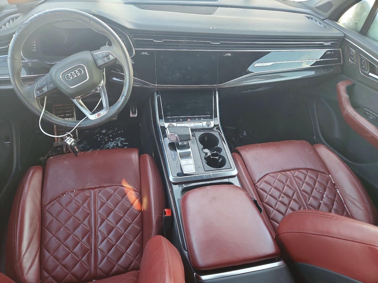 2023 Audi SQ7 Premium Plus
