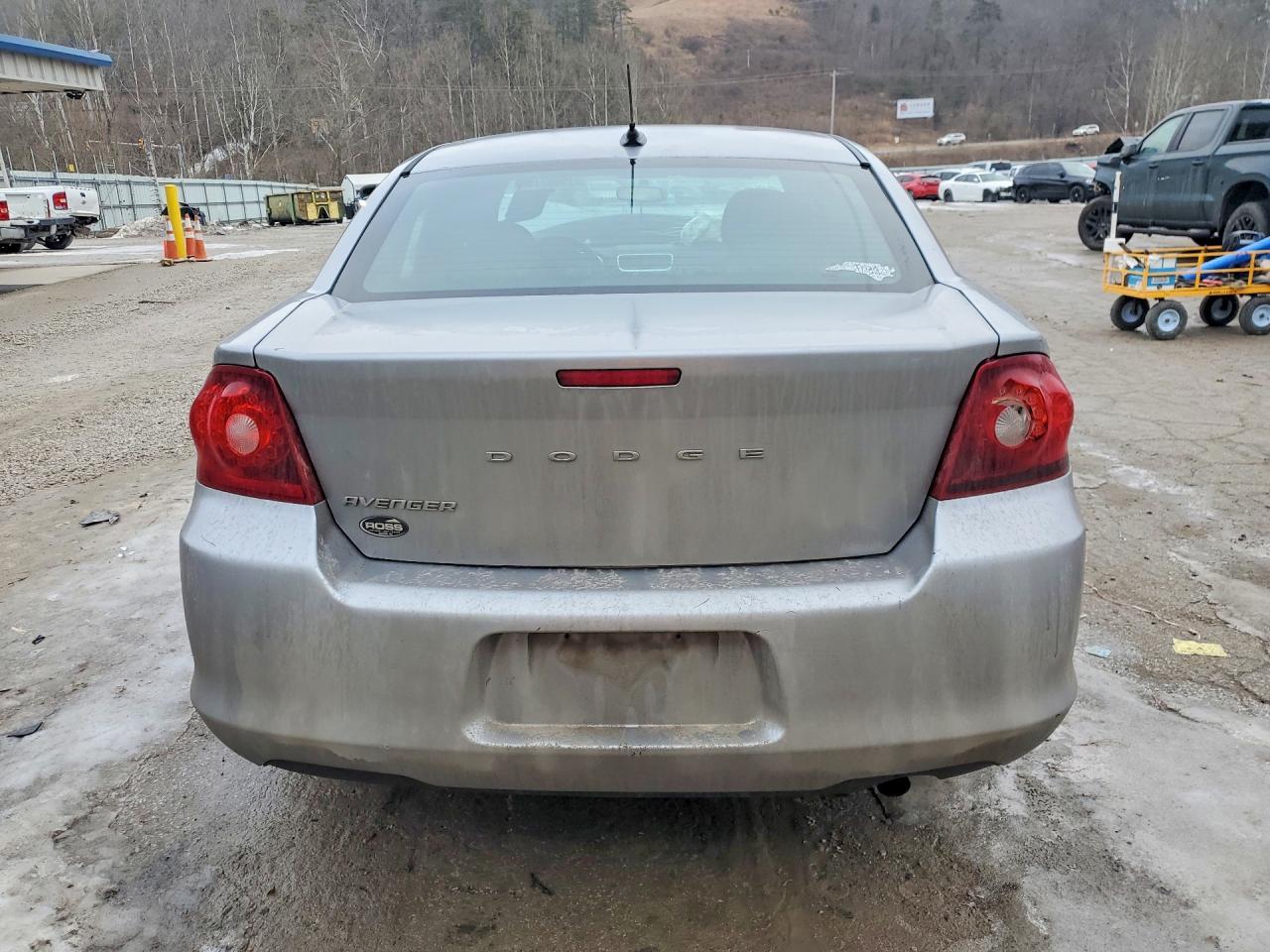 2013 Dodge Avenger se