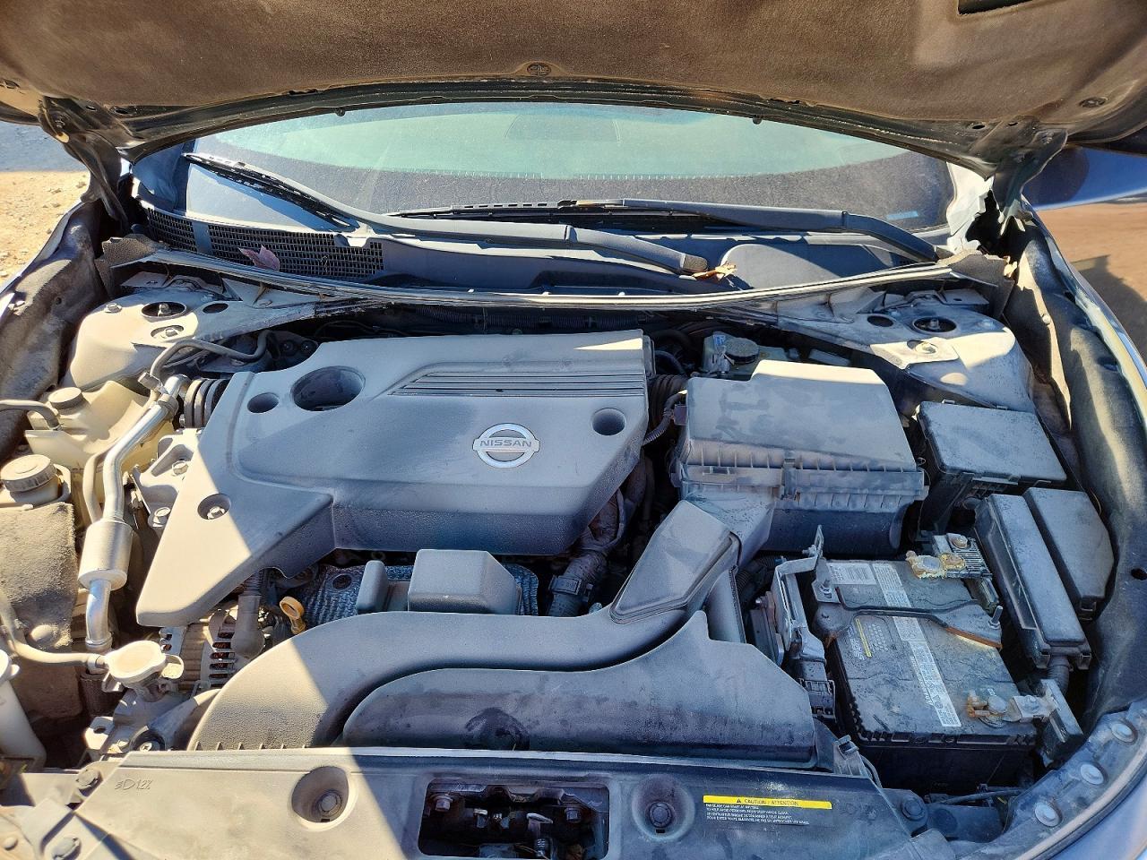 2015 Niss Altima 2.5 s