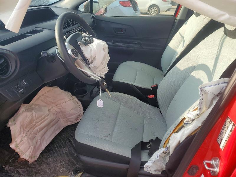 2016 Toyota Prius c one