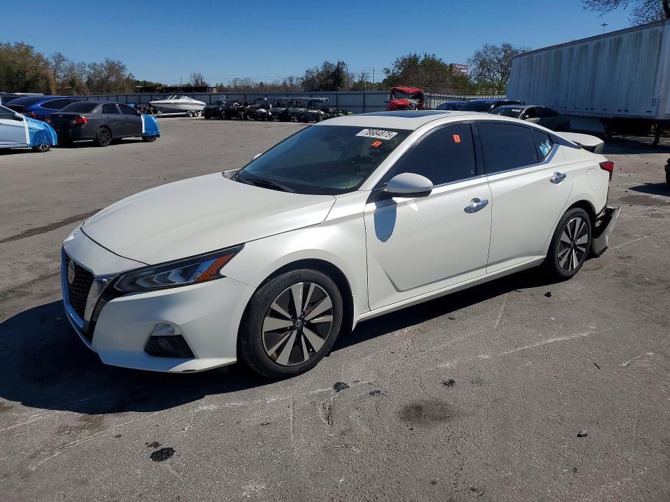 2019 Nissan Altima sv