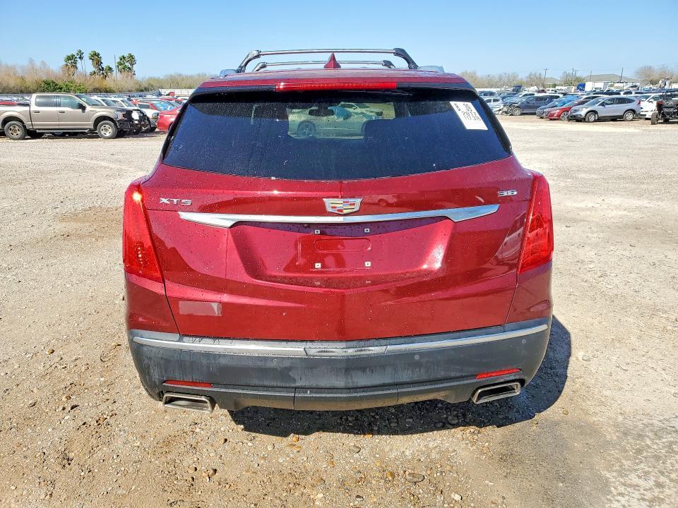2017 Cadillac XT5