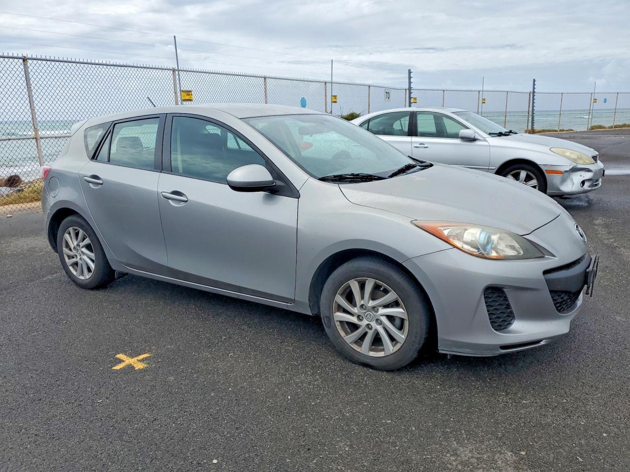 2012 Mazda 3 I
