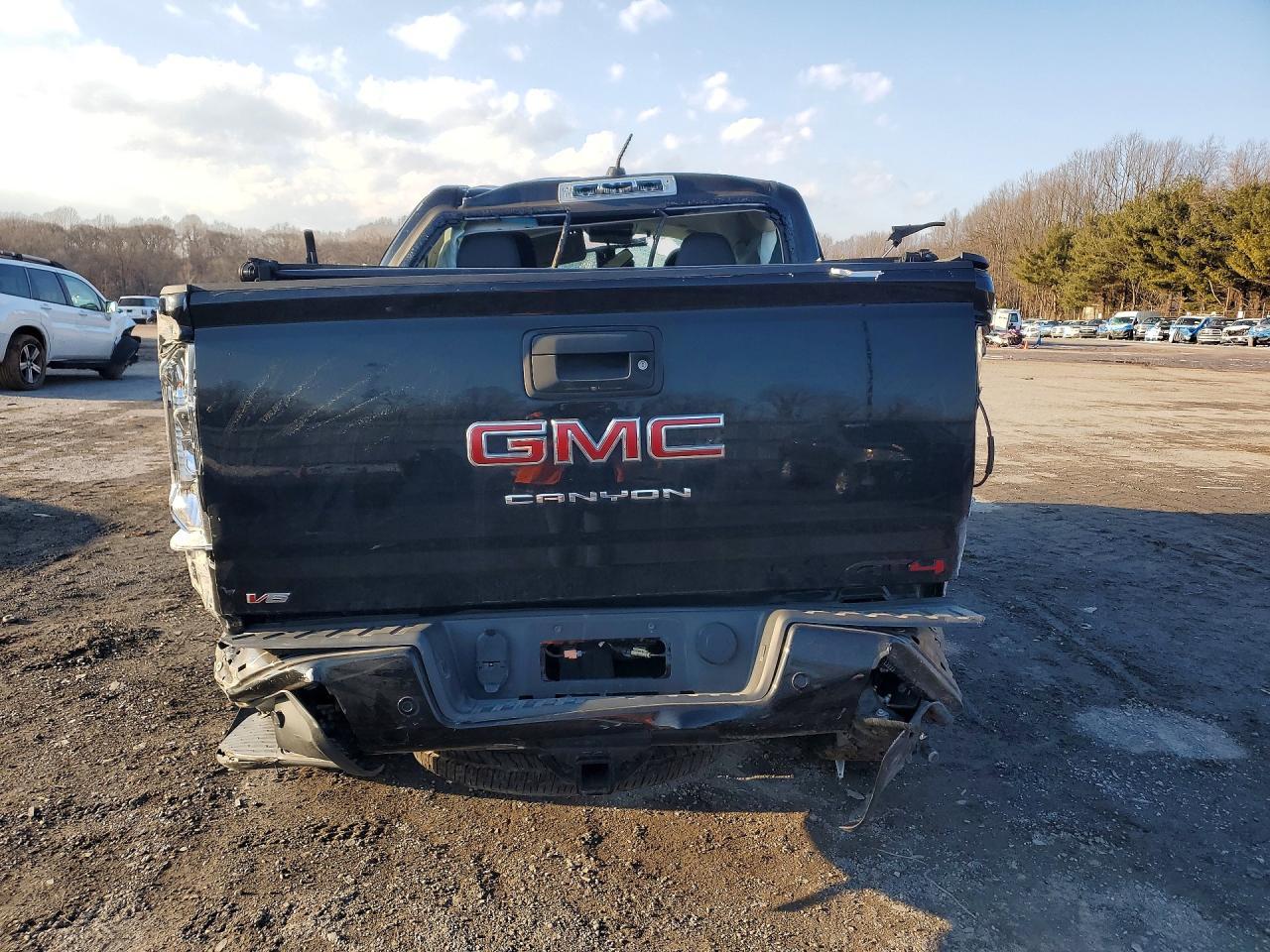 2022 GMC Canyon AT4