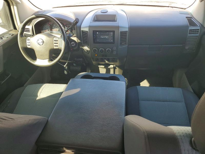 2004 Nissan Titan XE