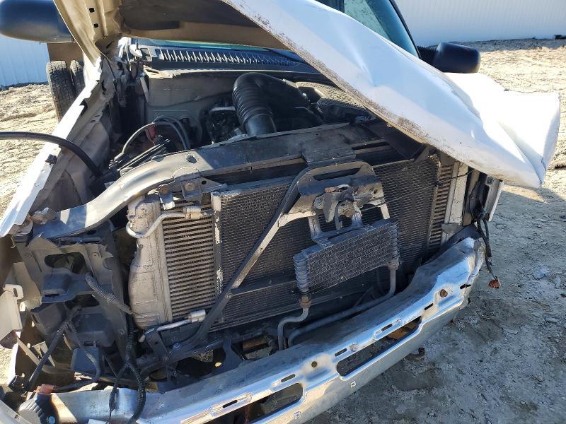 2004 Chev Rolet Silverado 3500 Flatbed Truck