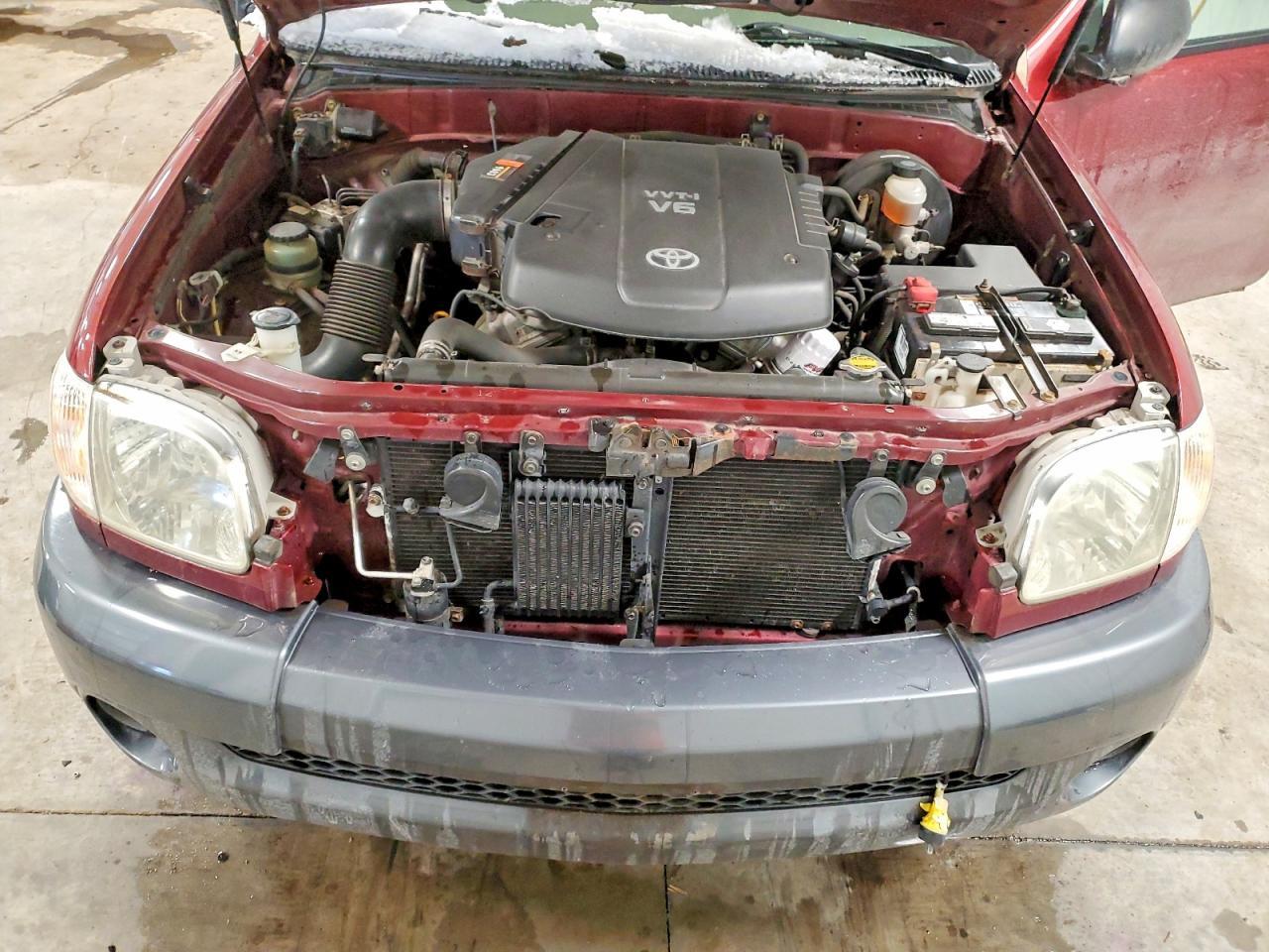 2005 Toyota Tundra Base