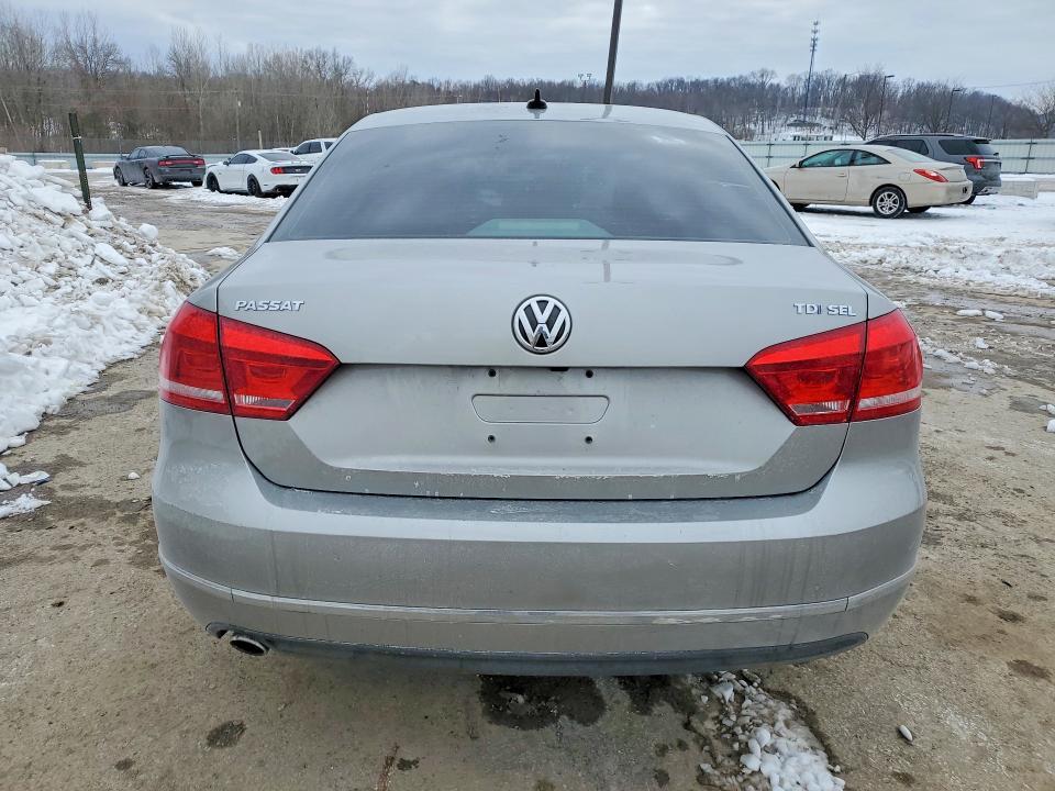 2014 Volkswagen Passat sel