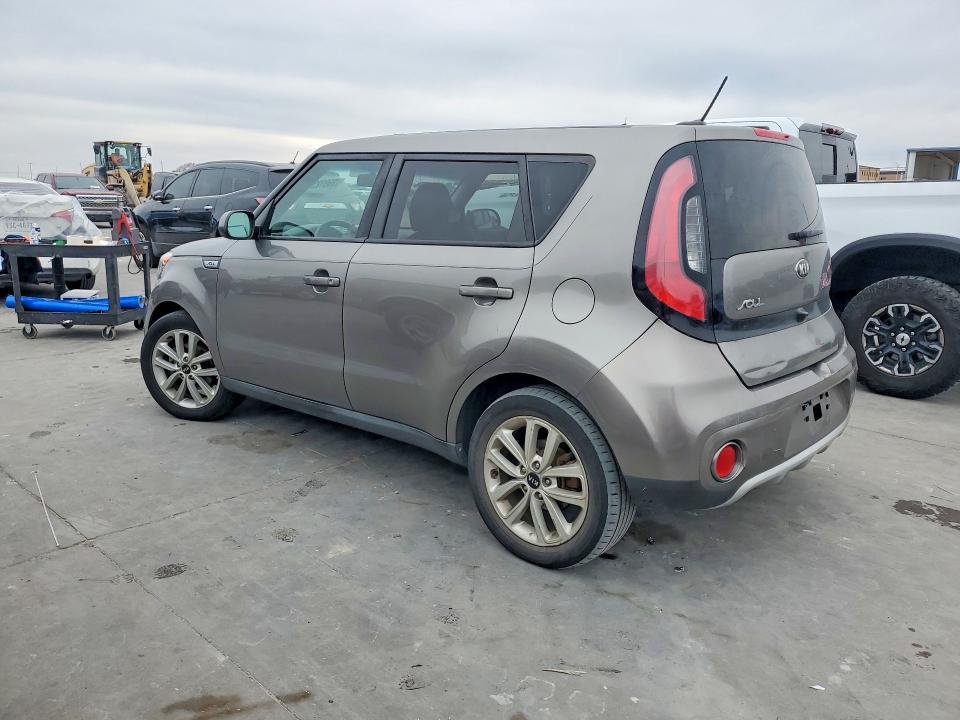 2017 KIA Soul +