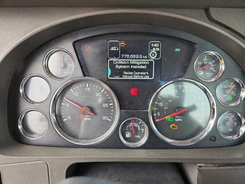 2016 Kenworth Construction T680