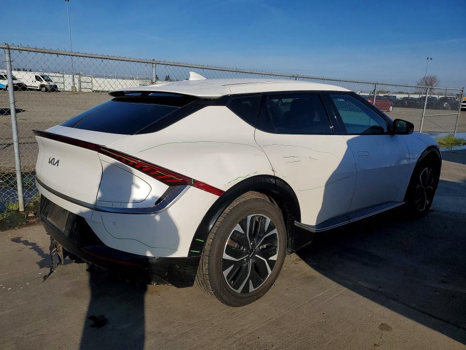 2024 KIA EV6 Wind