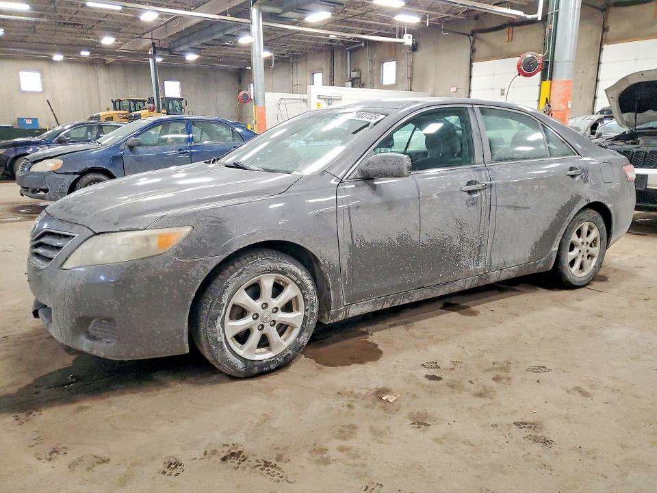 2011 Toyota Camry le