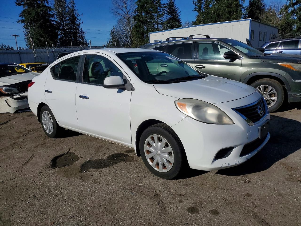 2012 Nissan Versa s