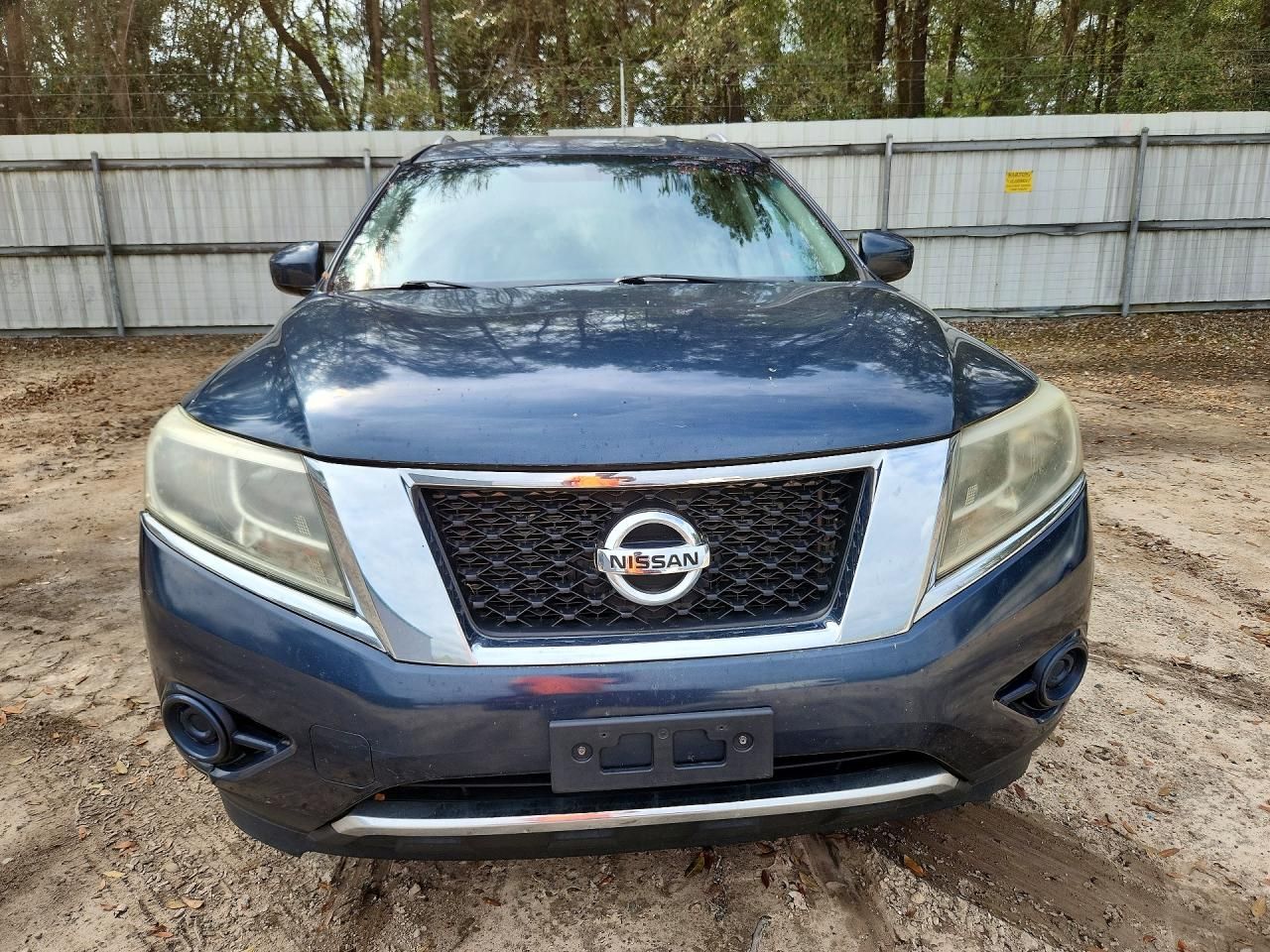 2014 Nissan Pathfinder s