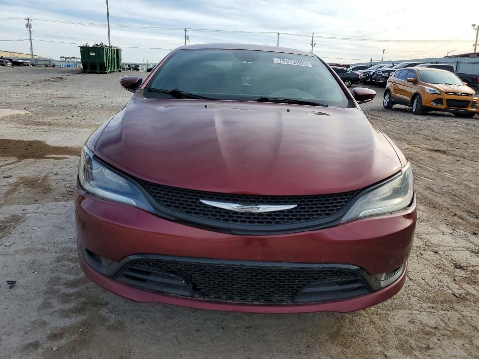 2016 Chrysler 200 s