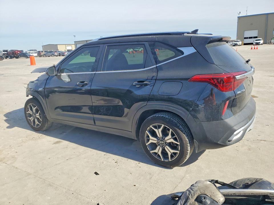 2021 KIA Seltos ex