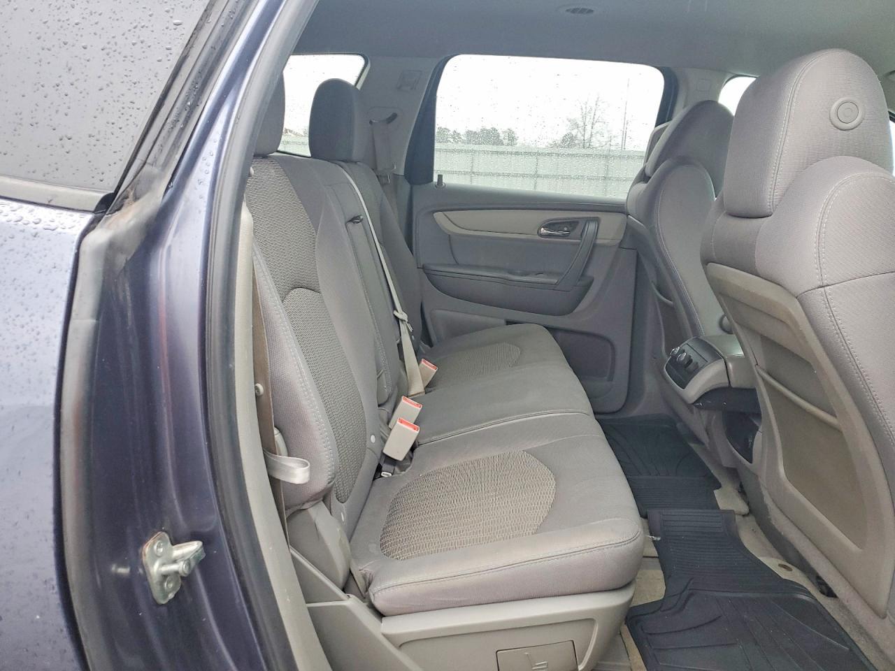 2013 Chevrolet Traverse ls