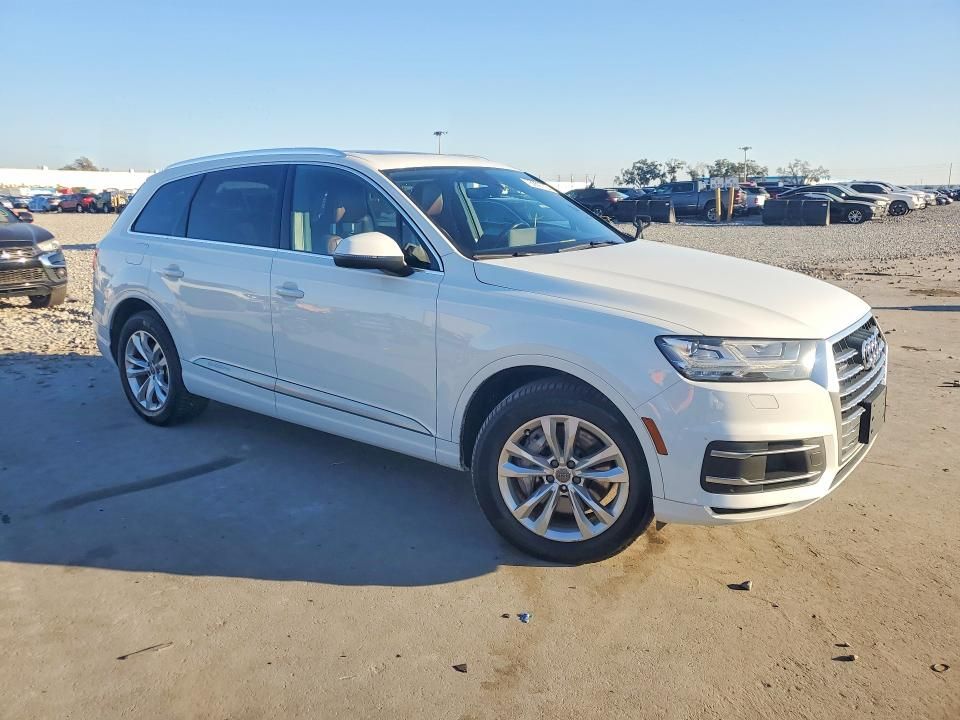 2017 Audi Q7 Premium Plus