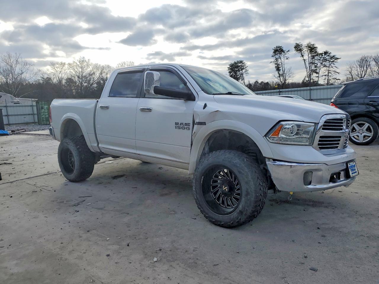 2016 Dodge 1500 Laramie