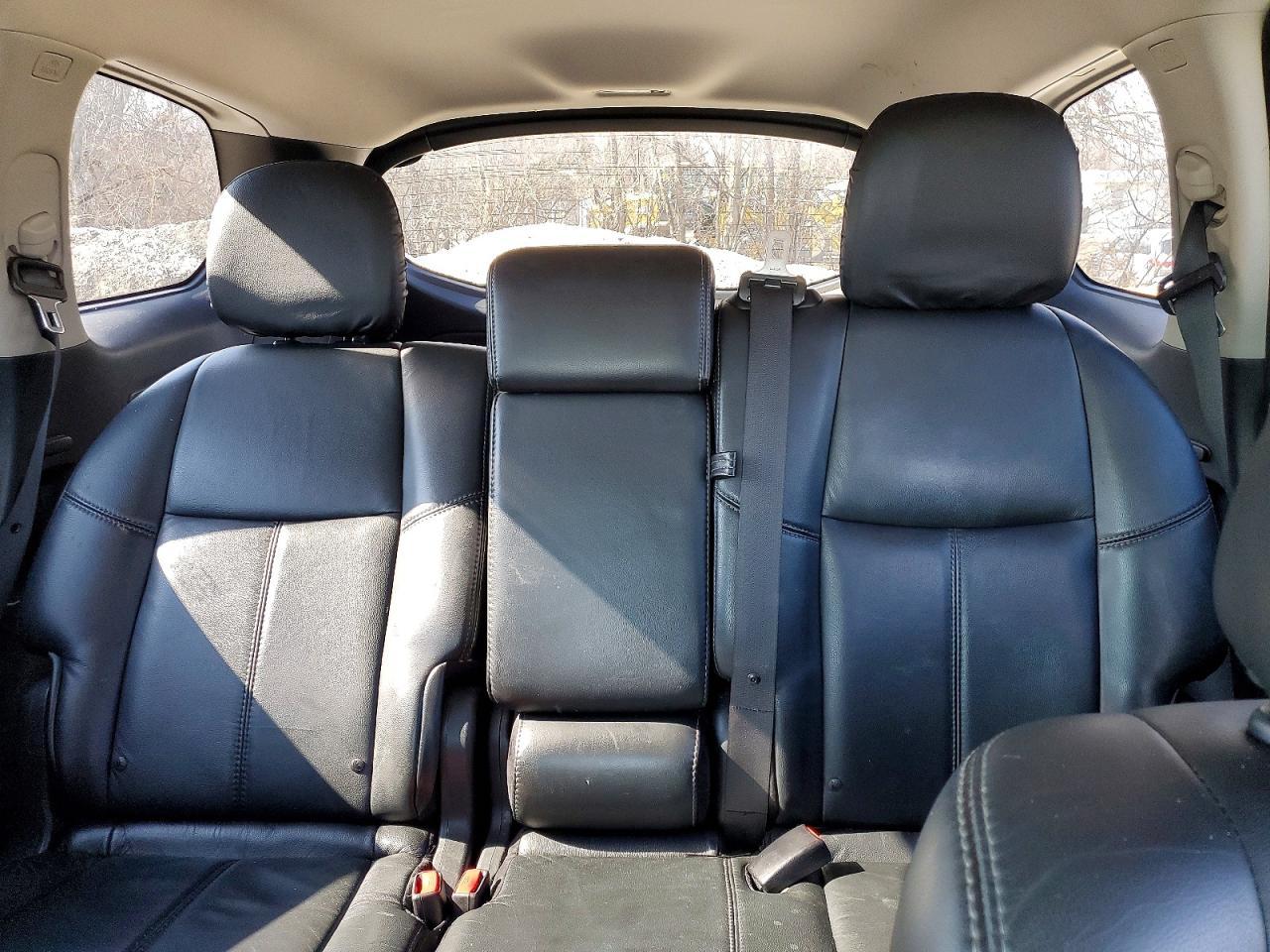 2014 Nissan Pathfinder sl