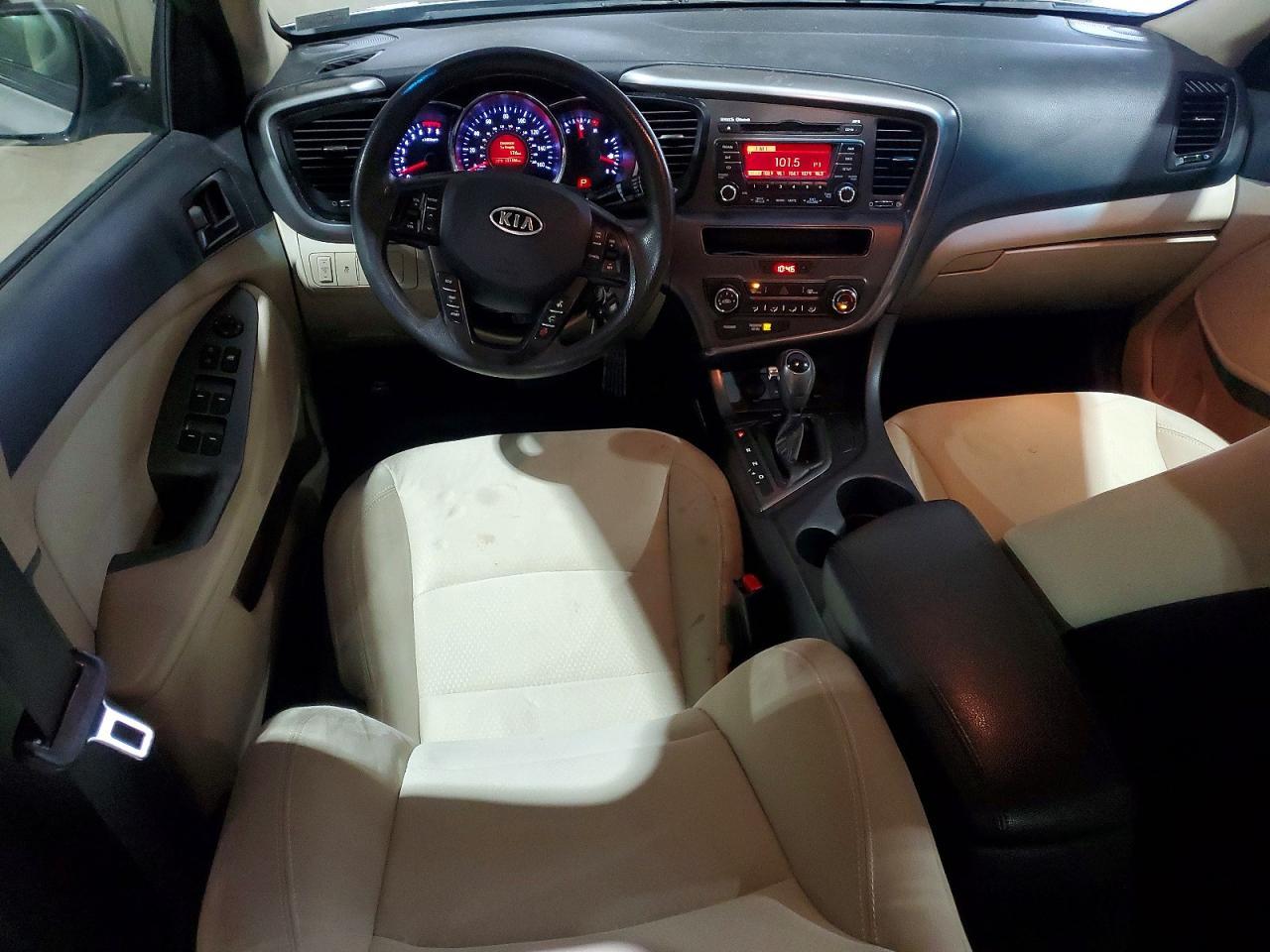 2012 KIA Optima lx